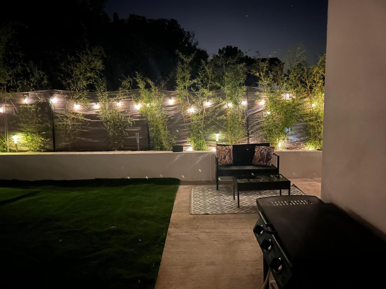 Maison, Jardin, Piscine Parking Pres D'Aix Centre 베네레스 외부 사진