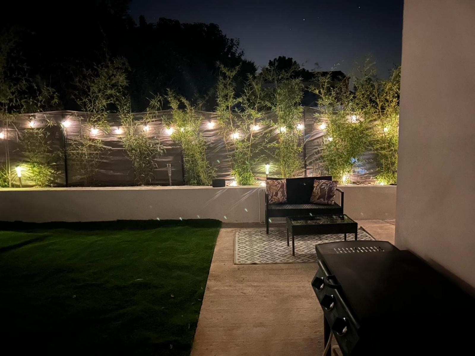 Maison, Jardin, Piscine Parking Pres D'Aix Centre 베네레스 외부 사진